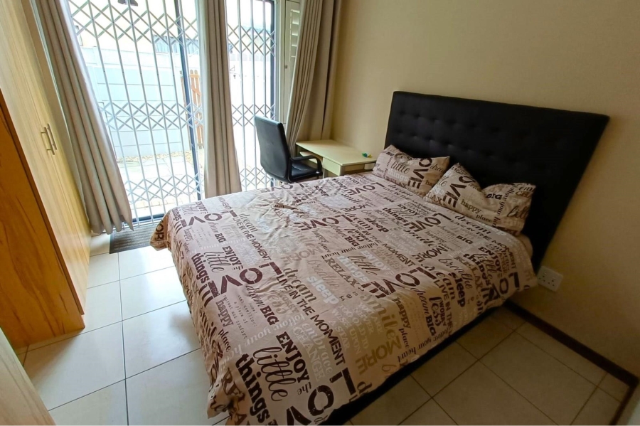 To Let 1 Bedroom Property for Rent in Table View Western Cape